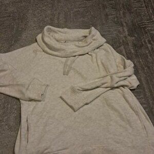 WOMENS SWEATER
